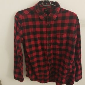 Uniqlo casual button down shirt